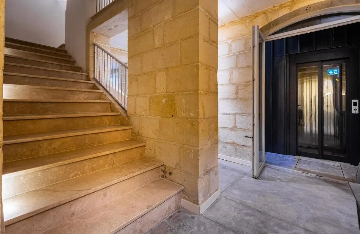 Old Theatre Suites - Montecristo Valletta Appartement