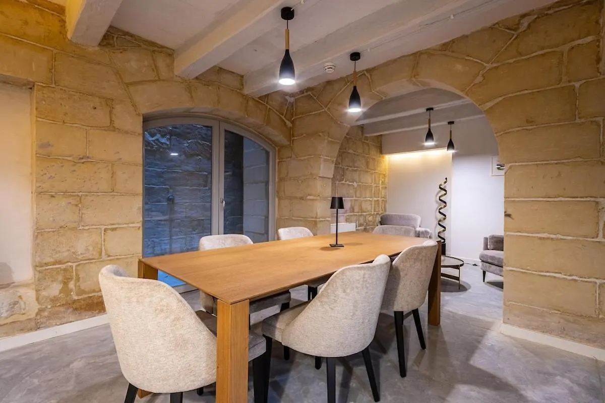Apartment Old Theatre Suites - Montecristo Valletta Malta
